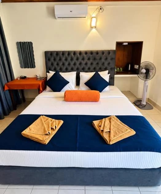 Deluxe double bed with balcony